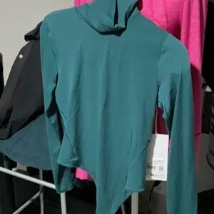 NWT Lululemon Long Sleeve